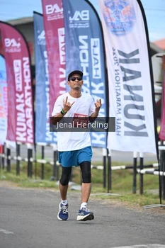 Runner Photo 1635167
