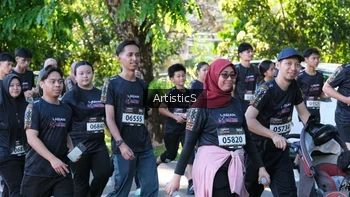 Runner Photo 1635172