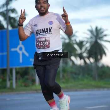 Runner Photo 1635208