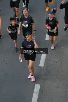 Runner Photo 1635211