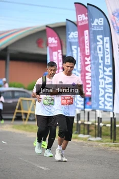 Runner Photo 1635229