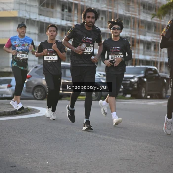 Runner Photo 1635266