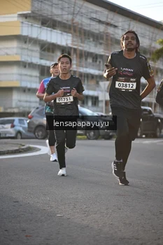 Runner Photo 1635290