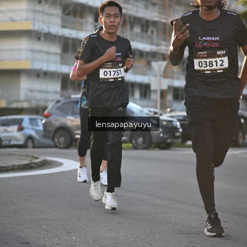 Runner Photo 1635308