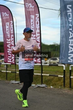 Runner Photo 1635329