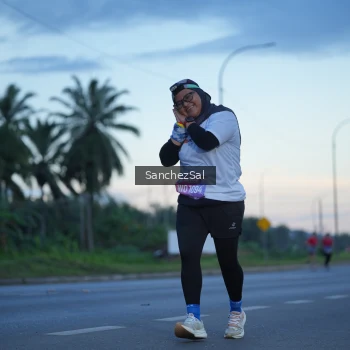 Runner Photo 1635336
