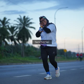 Runner Photo 1635340