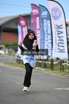 Runner Photo 1635353