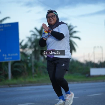 Runner Photo 1635389