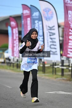 Runner Photo 1635392