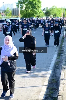 Runner Photo 1635438