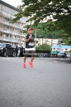 Runner Photo 1635451