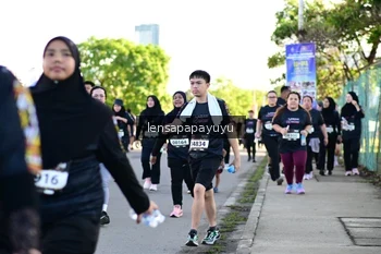 Runner Photo 1635462