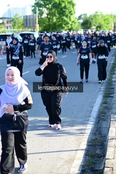 Runner Photo 1635514