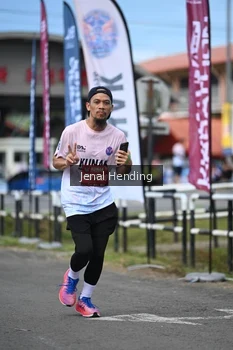 Runner Photo 1635526