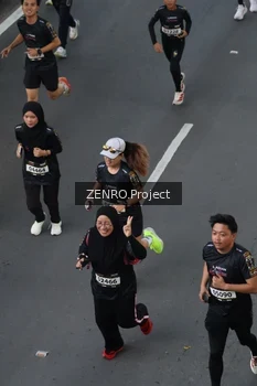 Runner Photo 1635536