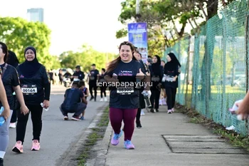 Runner Photo 1635551
