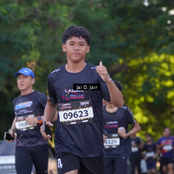 Runner Photo 1635563