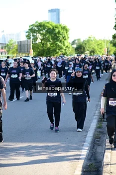 Runner Photo 1635571