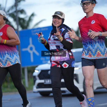 Runner Photo 1635578