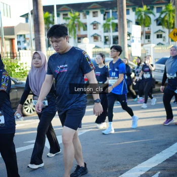 Runner Photo 1635581