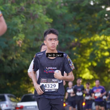 Runner Photo 1635614