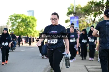 Runner Photo 1635617