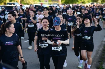 Runner Photo 1635648