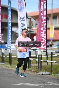 Runner Photo 1635652