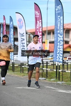 Runner Photo 1635670