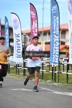 Runner Photo 1635685