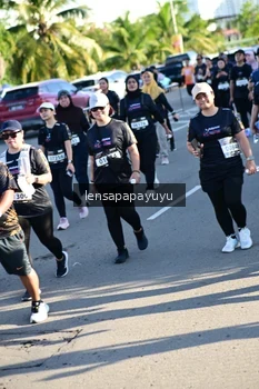 Runner Photo 1635757
