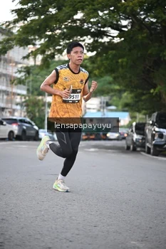 Runner Photo 1635761