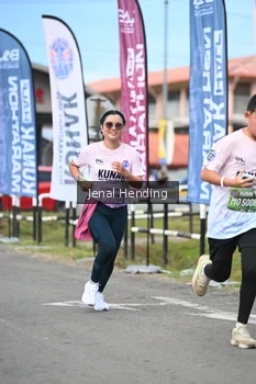 Runner Photo 1635765