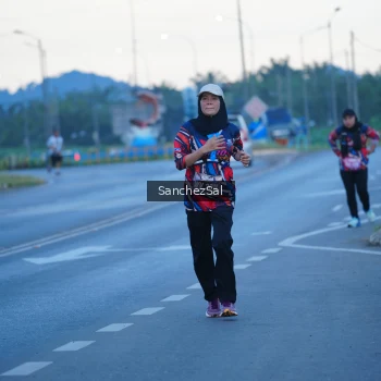 Runner Photo 1635776