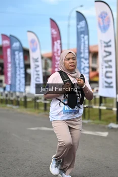Runner Photo 1635779