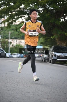 Runner Photo 1635785