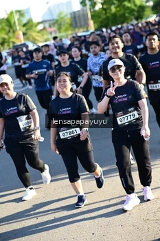 Runner Photo 1635786