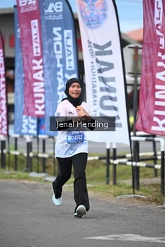 Runner Photo 1635797