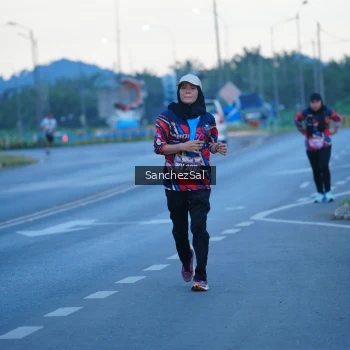 Runner Photo 1635803