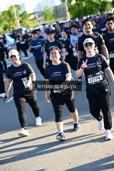 Runner Photo 1635813