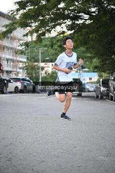 Runner Photo 1635832