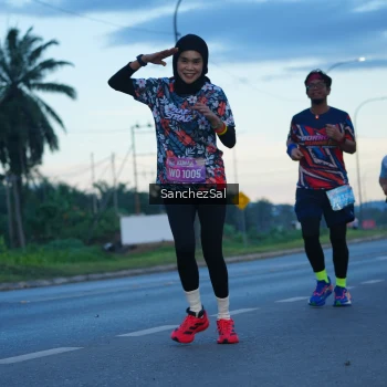 Runner Photo 1635857