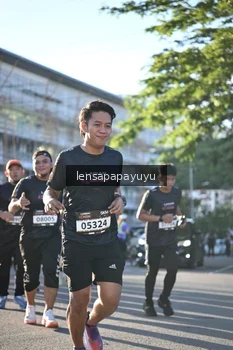 Runner Photo 1635868