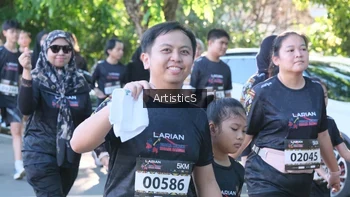 Runner Photo 1635968