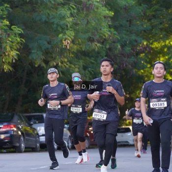 Runner Photo 1635970