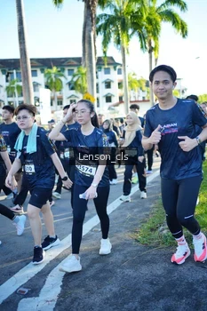 Runner Photo 1635983