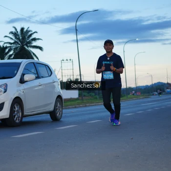 Runner Photo 1636052