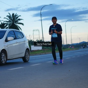 Runner Photo 1636065