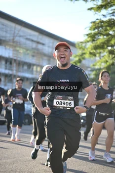 Runner Photo 1636089
